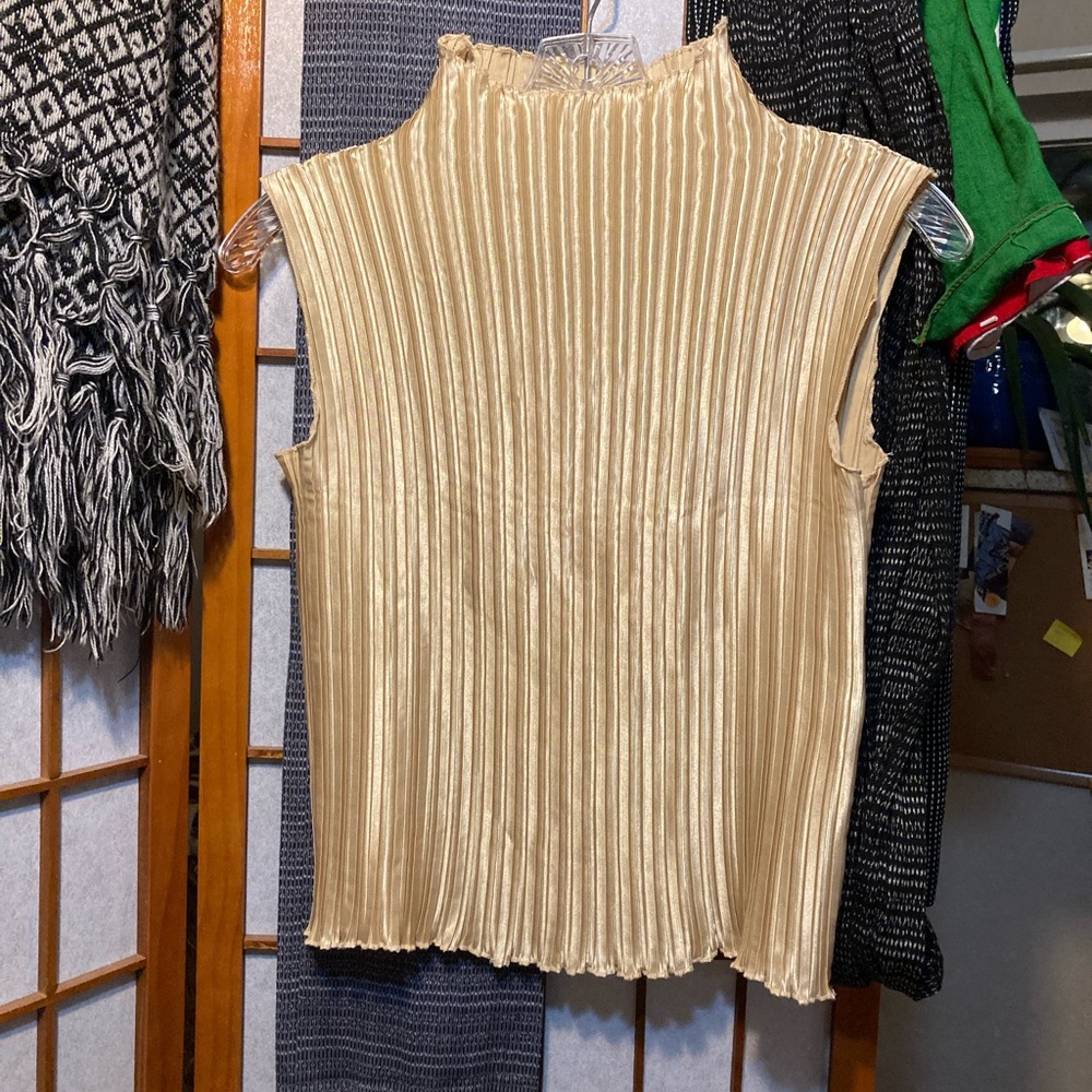 CDW vintage shirt